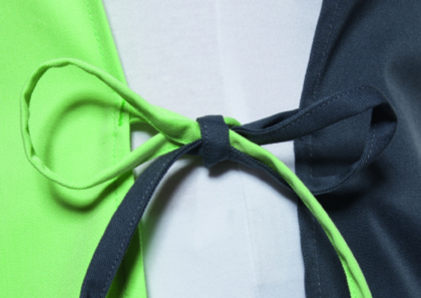 Uniforme Curatenie - Bluza camerista, tip vesta, cu buzunar central